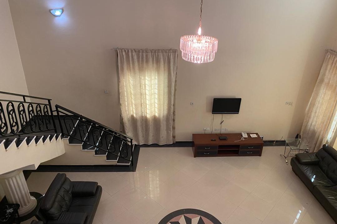 09429000-4A6B-4589-872C-49E2AFDF4E26