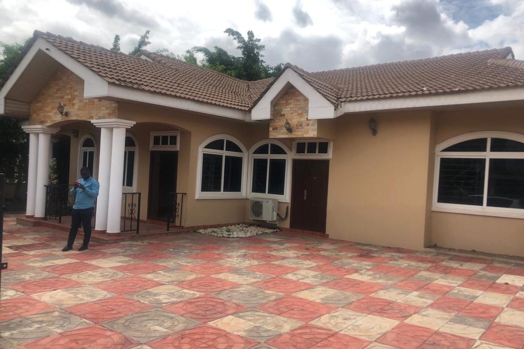 127BA6DF-49B1-4ED9-9298-4DA1DDD20BBC