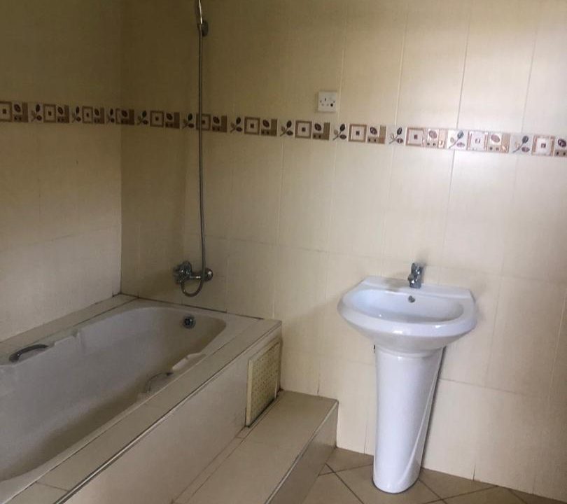 65C83C2D-9513-4C12-A6DF-239F7DA0B14C