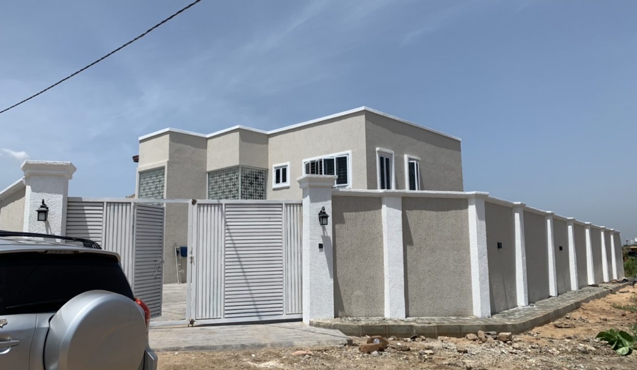 2E3E3DB0-6D67-4235-AED0-51E819BEBB83