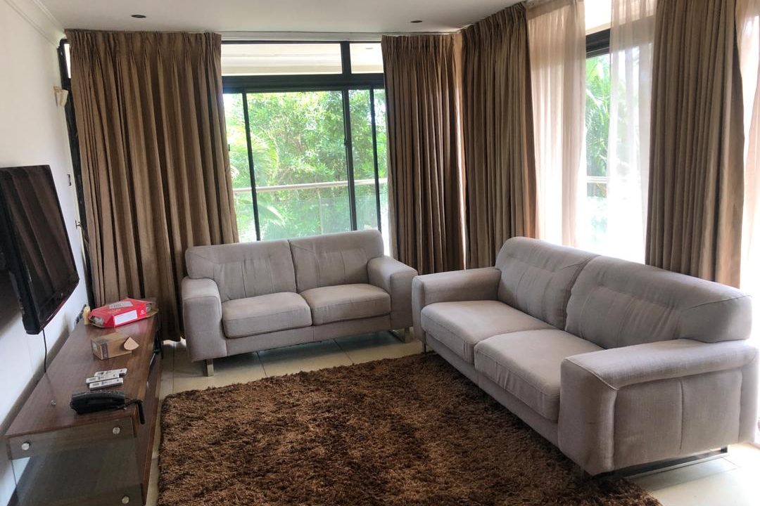 6EAEB8B1-26D3-4C54-9278-69CDF5F1085C