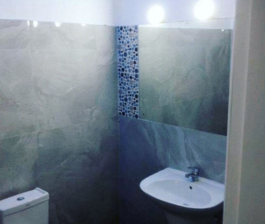 D8A40284-94C2-4D40-BD34-BC832A3ABCD5