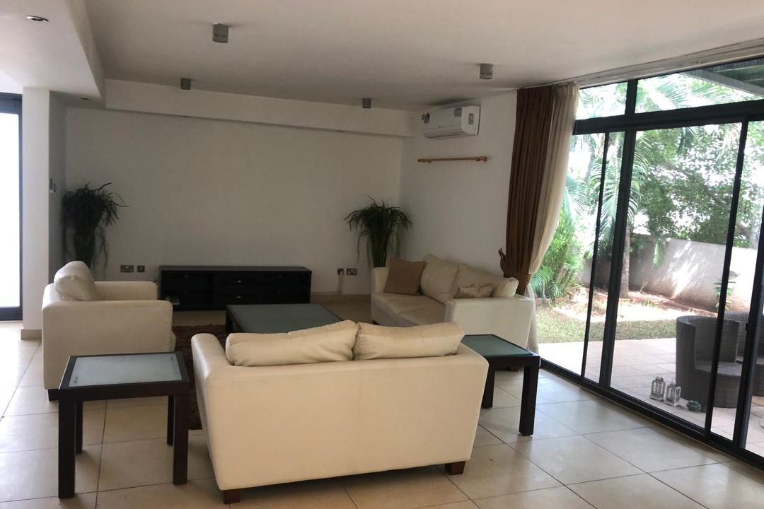 E7F2CCC9-852F-4BB2-BDAE-47C44F66EA45