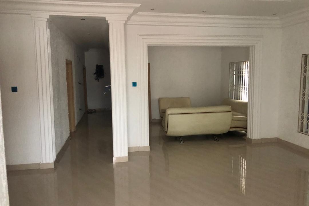 6A8C437C-E54A-45EE-8D74-3927006F50B6