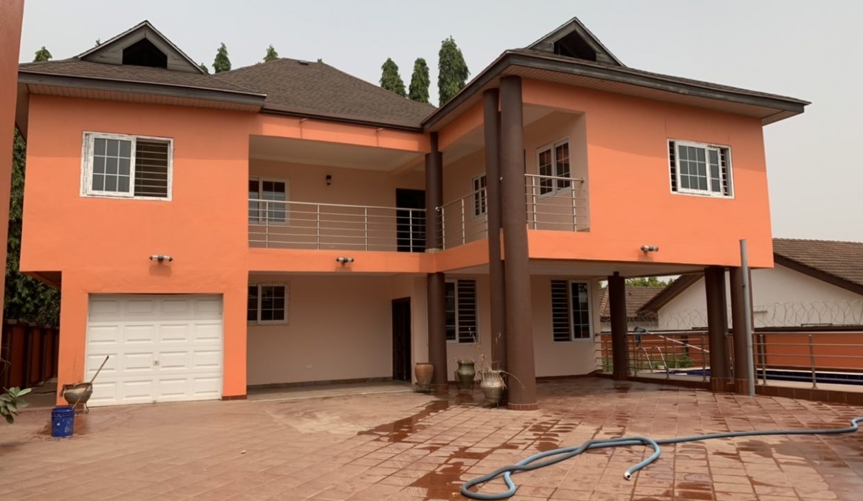 6C9A0561-092C-4DF0-8DC1-D3AE83558F3B