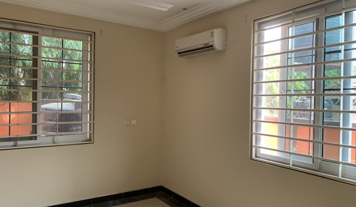 79417348-4E21-4F15-A823-4279AA1D4271