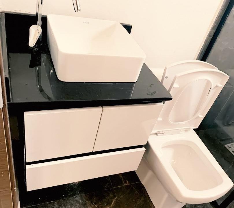 8D08C7A9-30C3-4073-B4DE-8366E94B5647