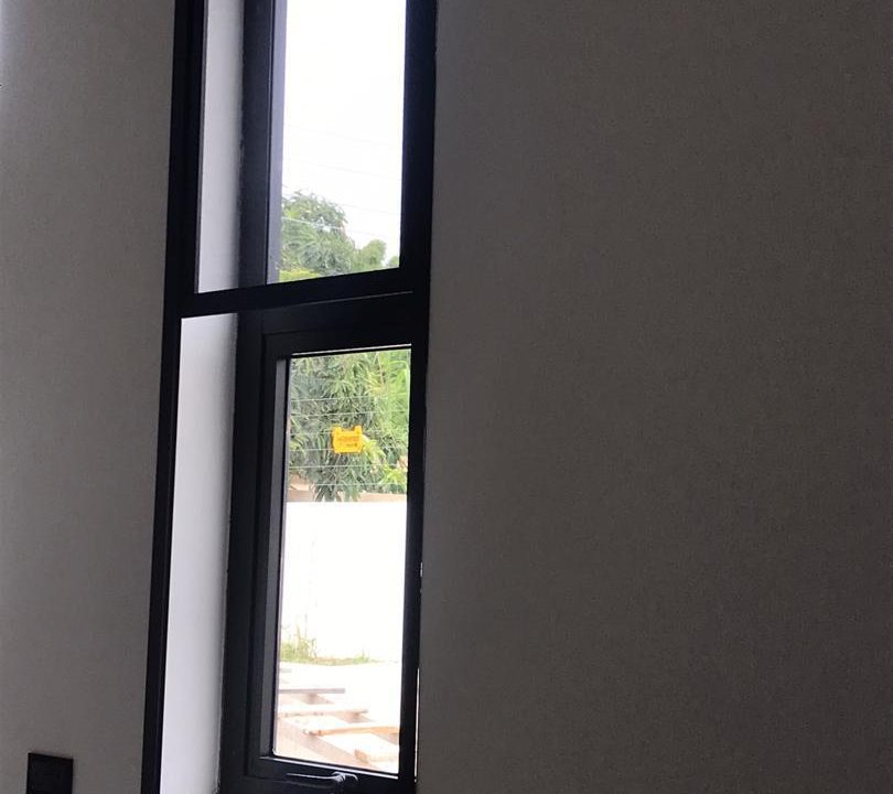 90A4D147-3728-4B1A-B01C-1A5C22152D6E