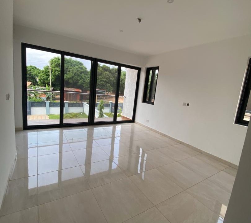 C6A9B416-6795-45E5-9794-908F5161E8A9