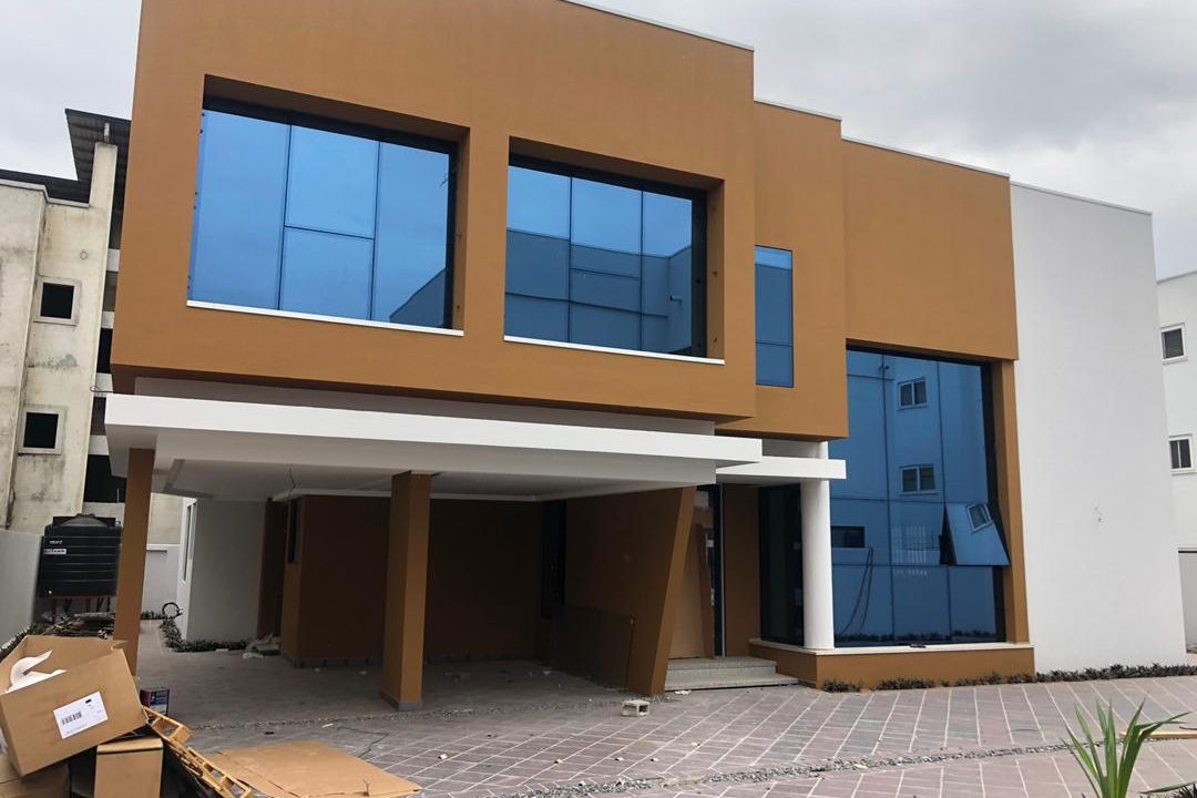 16FDB18D-66FC-4C01-946C-D2173D29300D