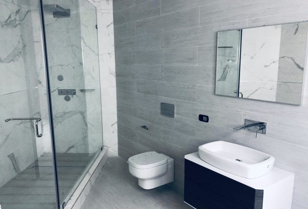 3B21BC22-6061-4900-B7A3-652D20CF5223