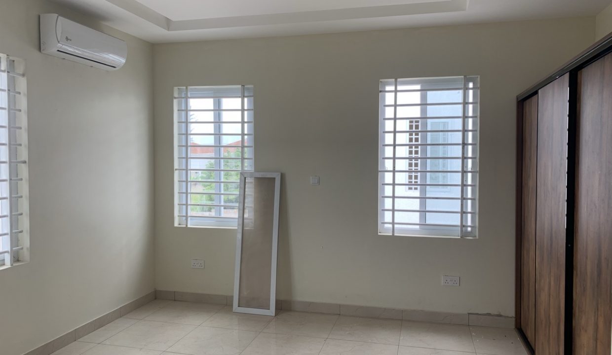 1998D54B-BBB3-4D31-8B5E-849269FBE0CB