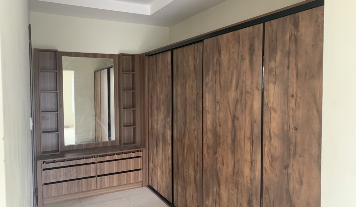 43C2C6B1-4789-41E2-806D-327AF2AA0E71