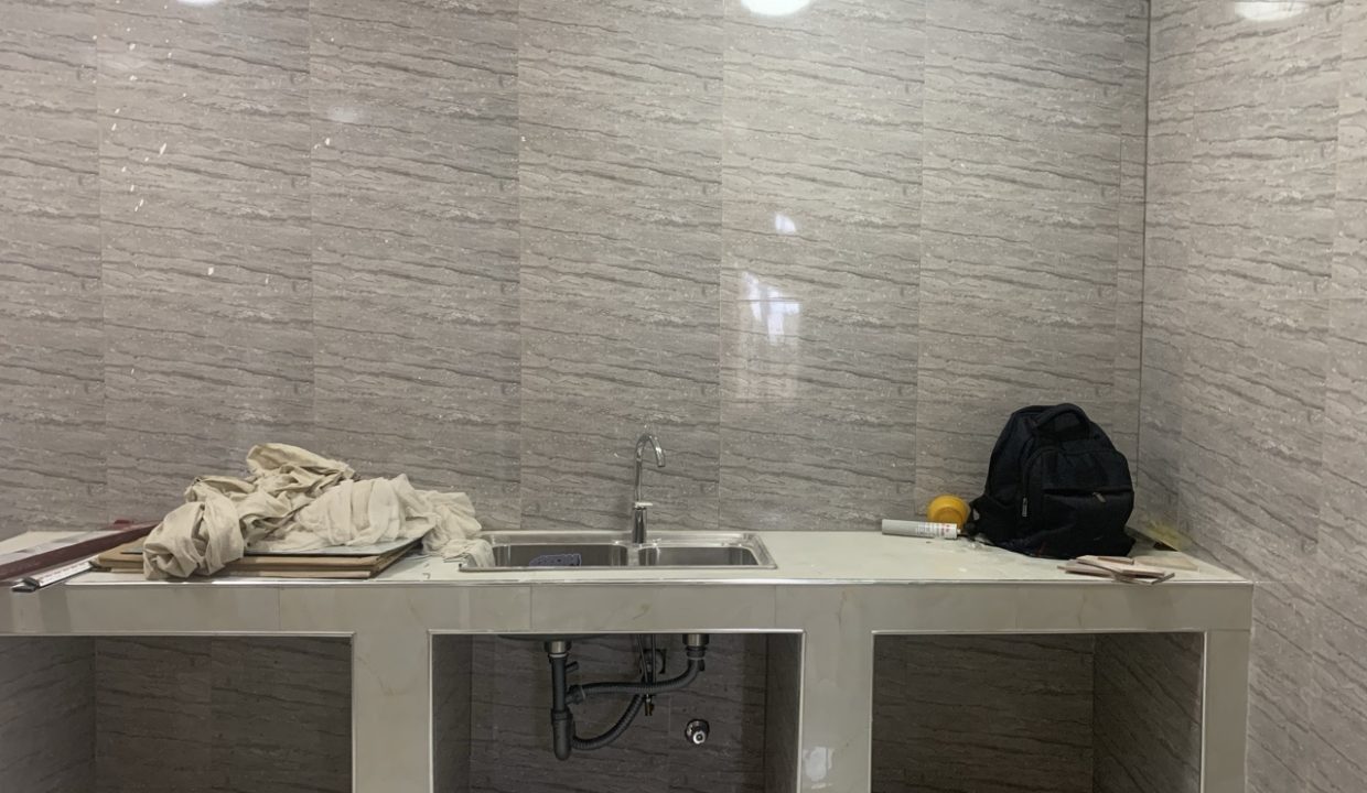 CFA34FB5-4824-4868-A9C7-2514B4DAFE56