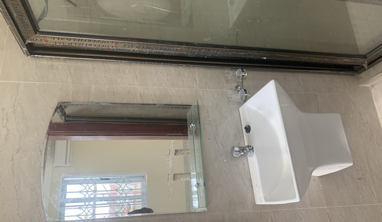 E84B61F8-9305-429E-A144-2AB74C6E7578