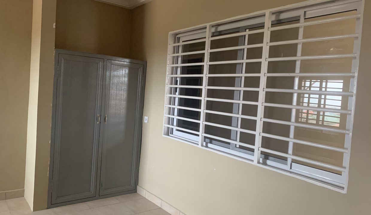 753F3F71-29EA-4EAA-92B7-3AF4B0A00583